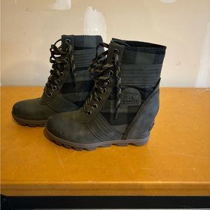 Sorel women’s boots